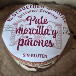 Paté de morcilla con piñones